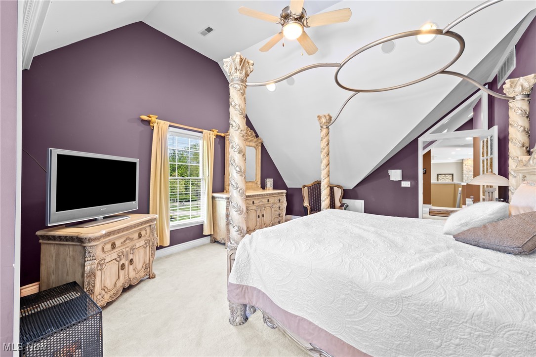 915 Creek View Drive
