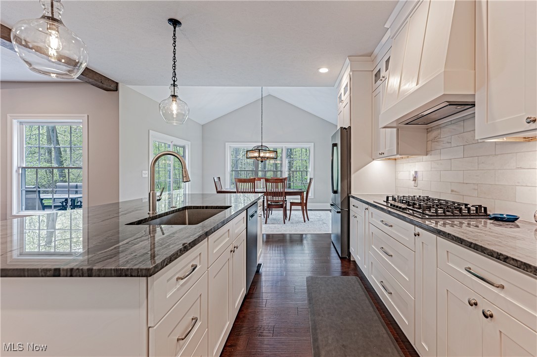 31370 Hiram Trail