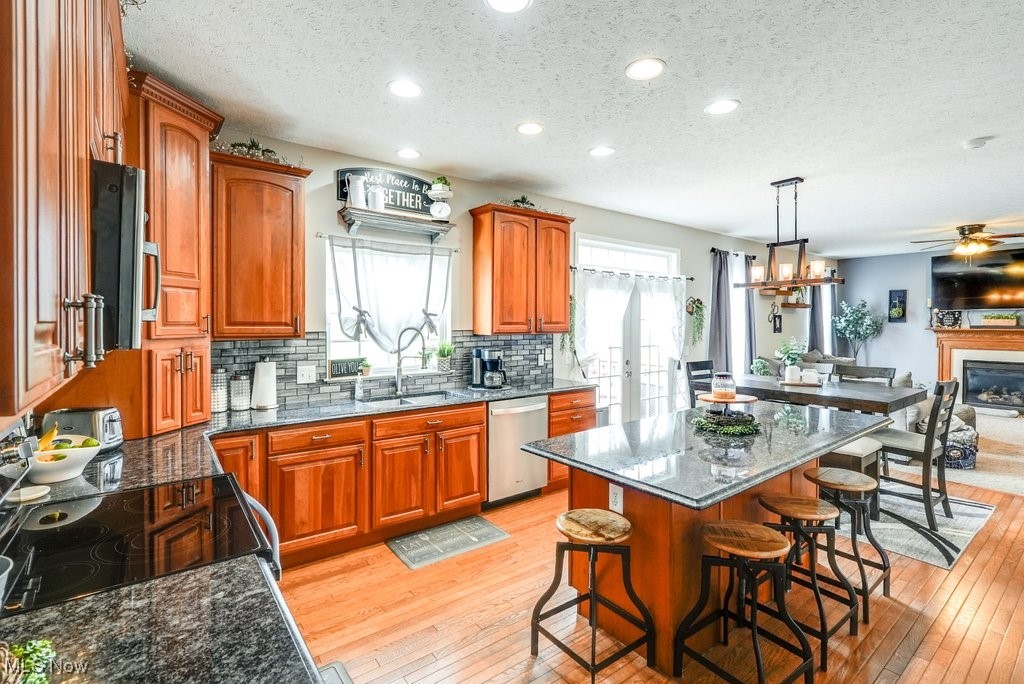 308 Montabella Place NW