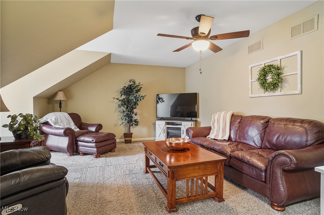 2215 Dorchester Drive