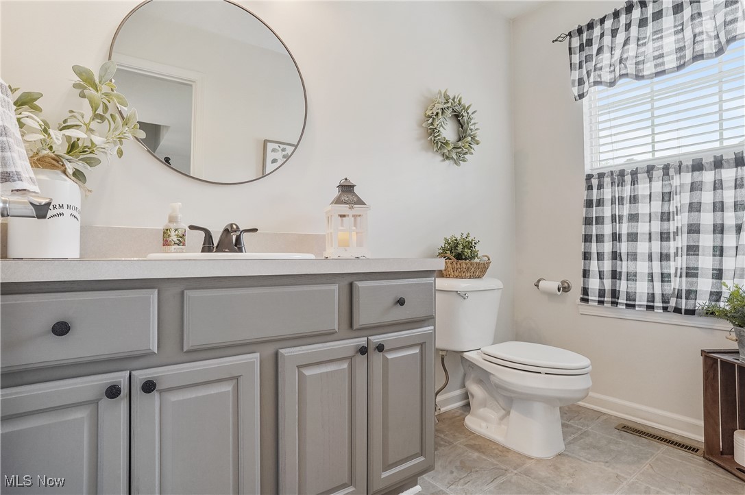 2215 Dorchester Drive