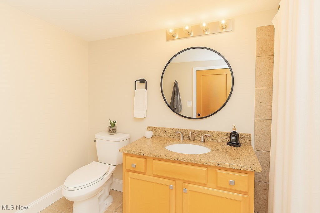 2222 Detroit Avenue 403