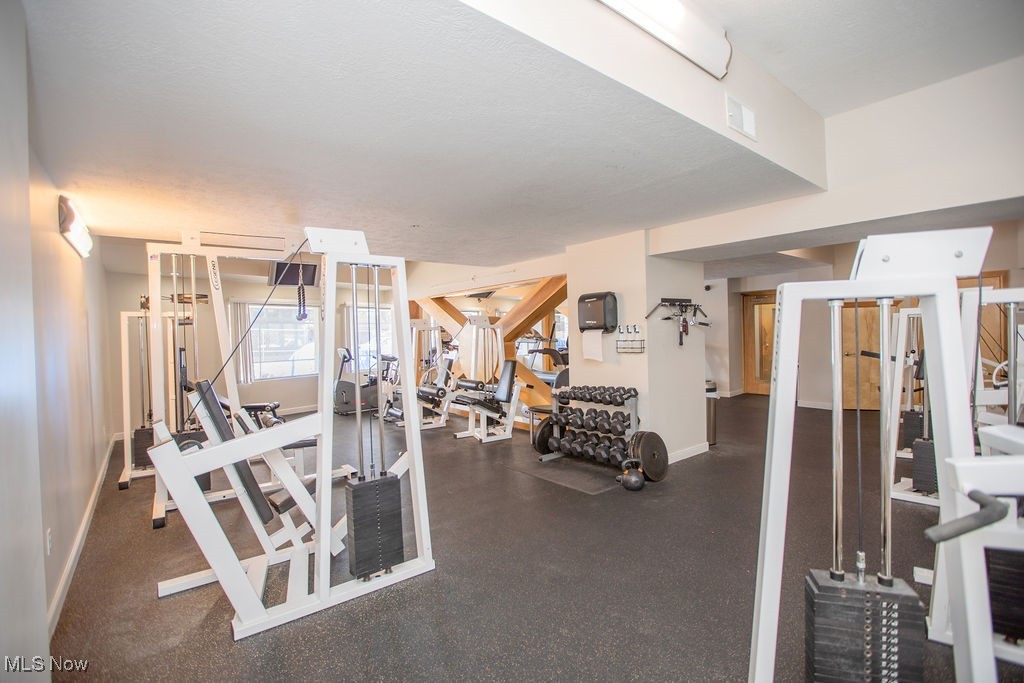 2222 Detroit Avenue 403
