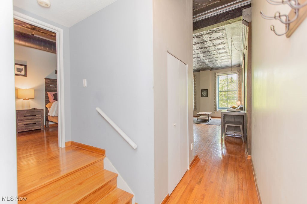 408 W Saint Clair Avenue 213