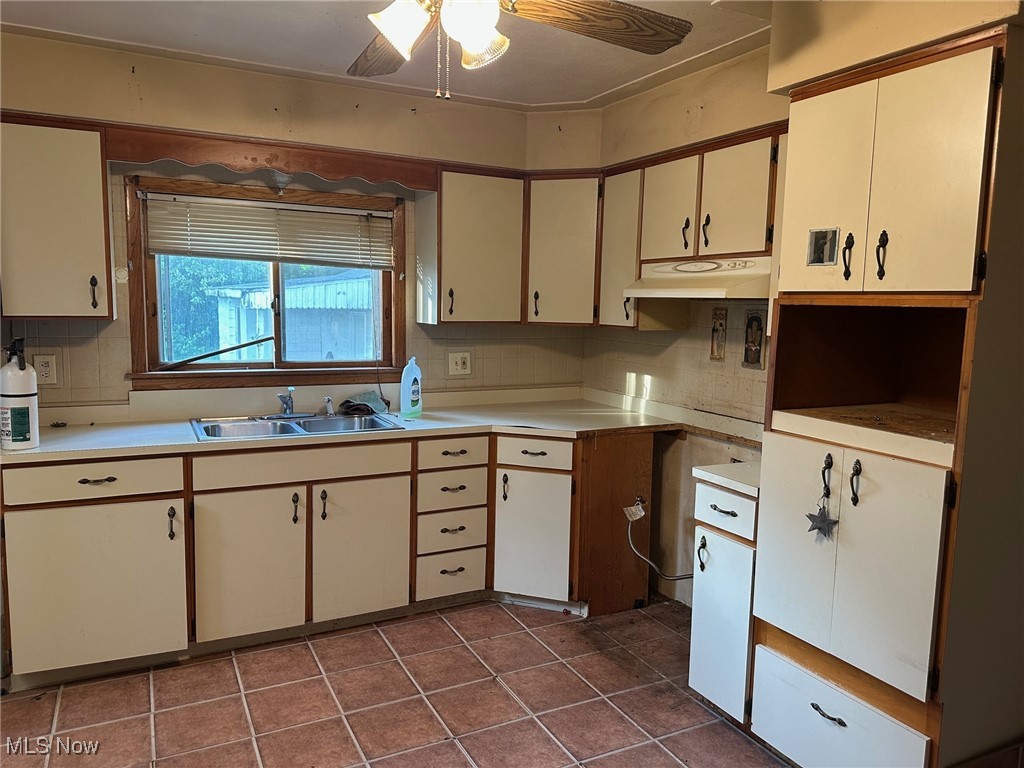 816 W 22nd Street