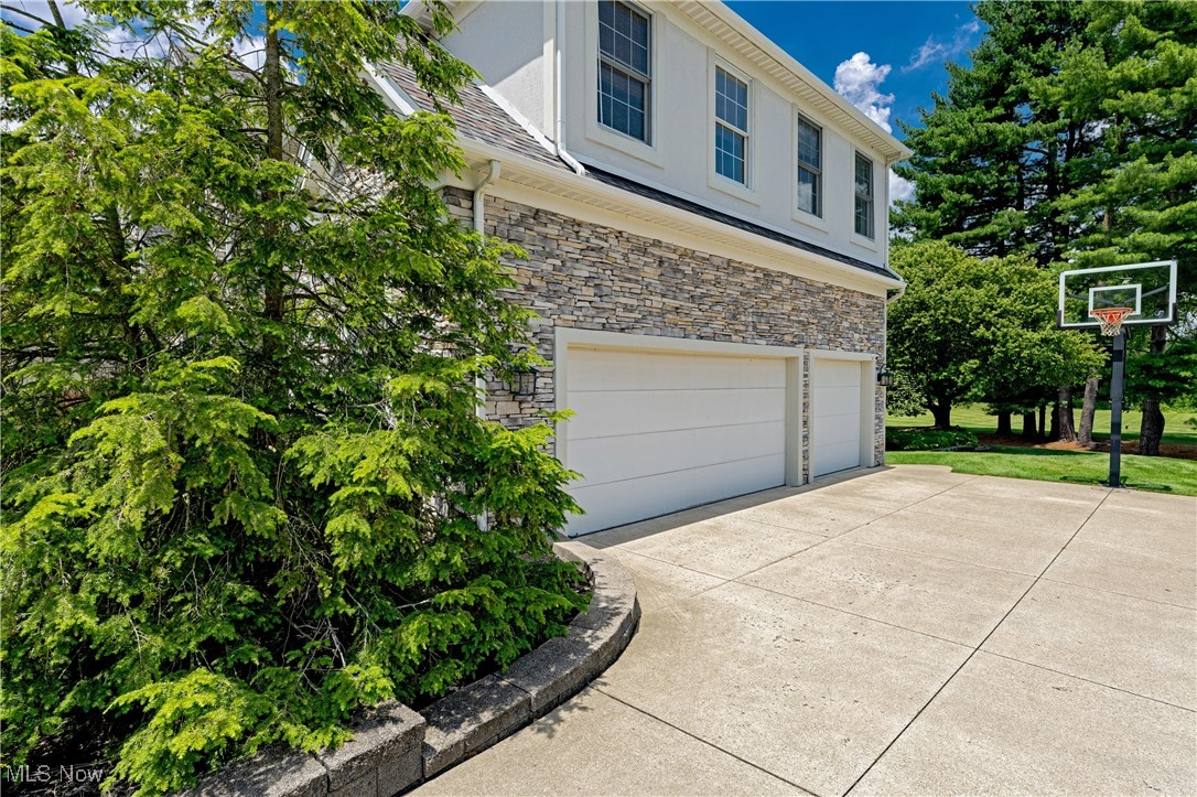 4837 Arbour Green Drive