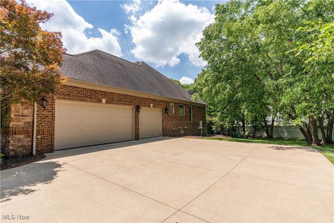 2840 Barclay Circle NW