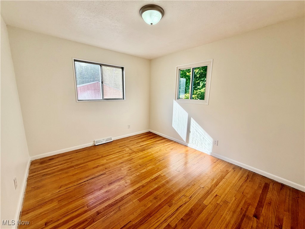 6452 Brooks Boulevard