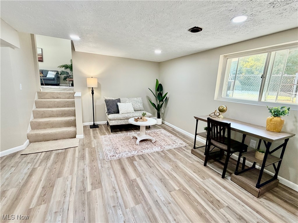 6452 Brooks Boulevard