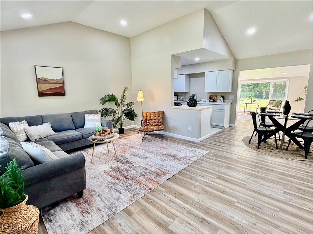 6452 Brooks Boulevard