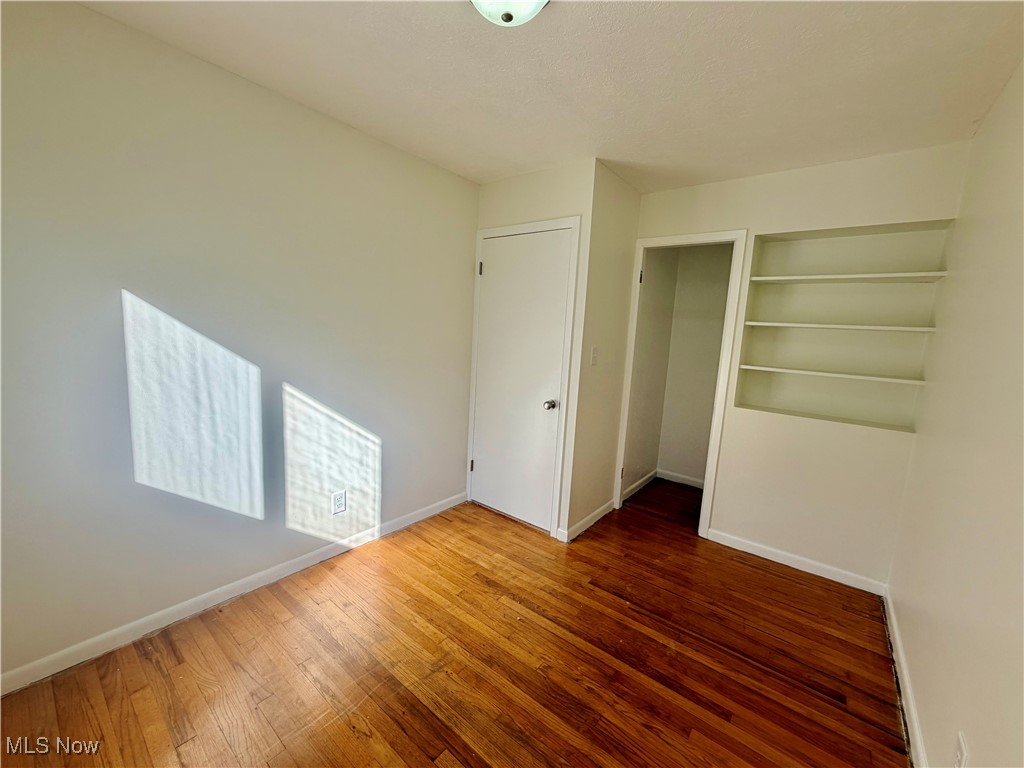 6452 Brooks Boulevard