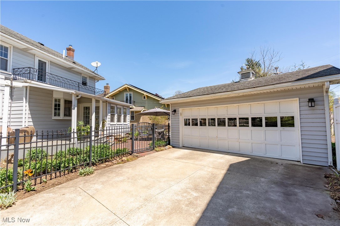 17517 Hilliard Road