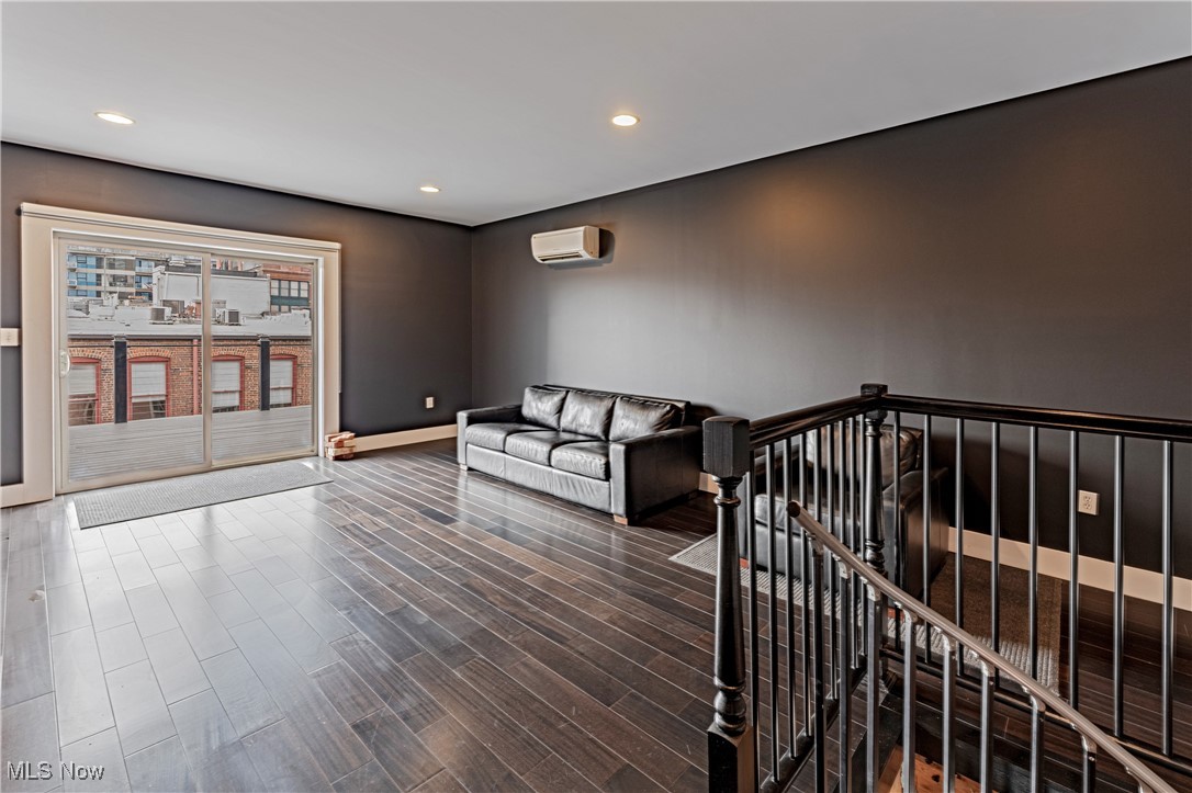 1260 4th Street W 604