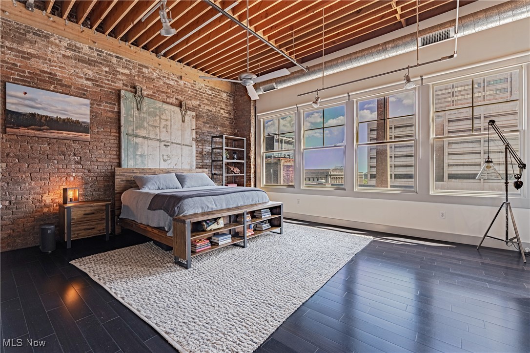 1260 4th Street W 604