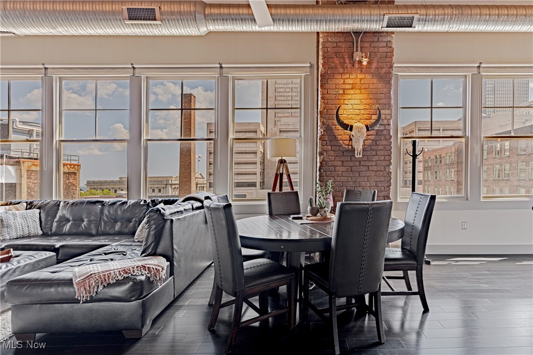 1260 4th Street W 604