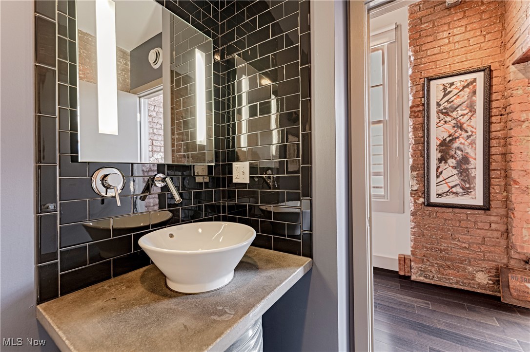 1260 4th Street W 604