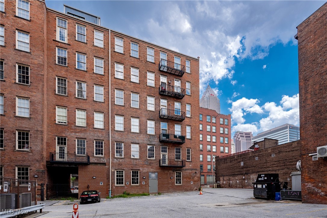 1260 4th Street W 604