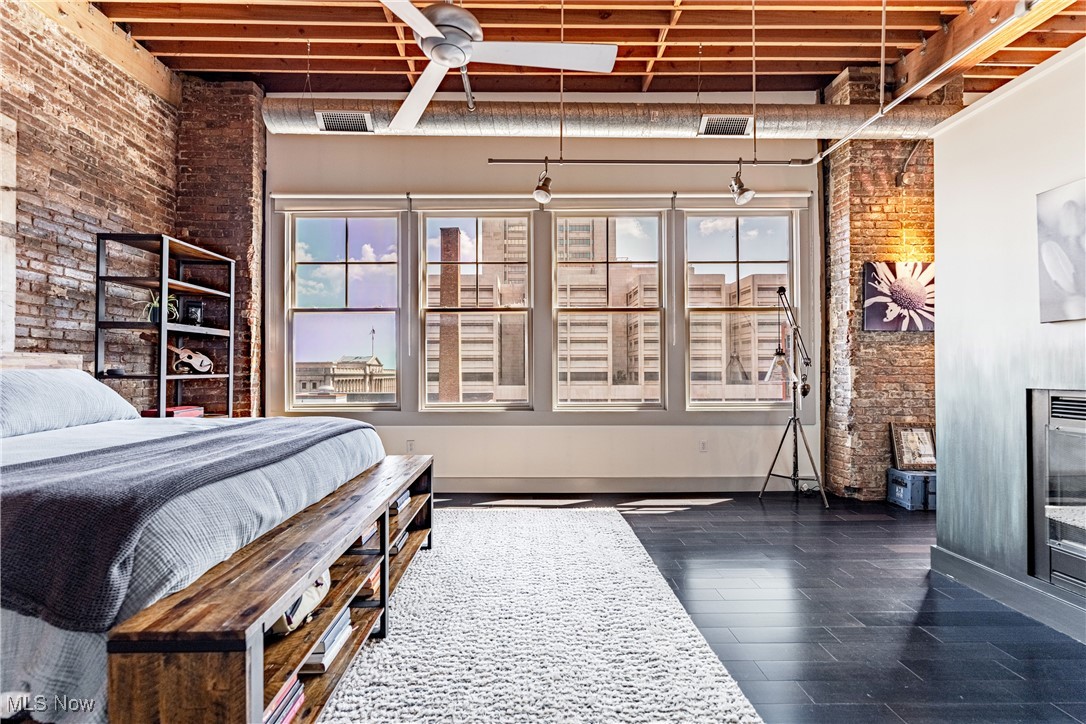 1260 4th Street W 604