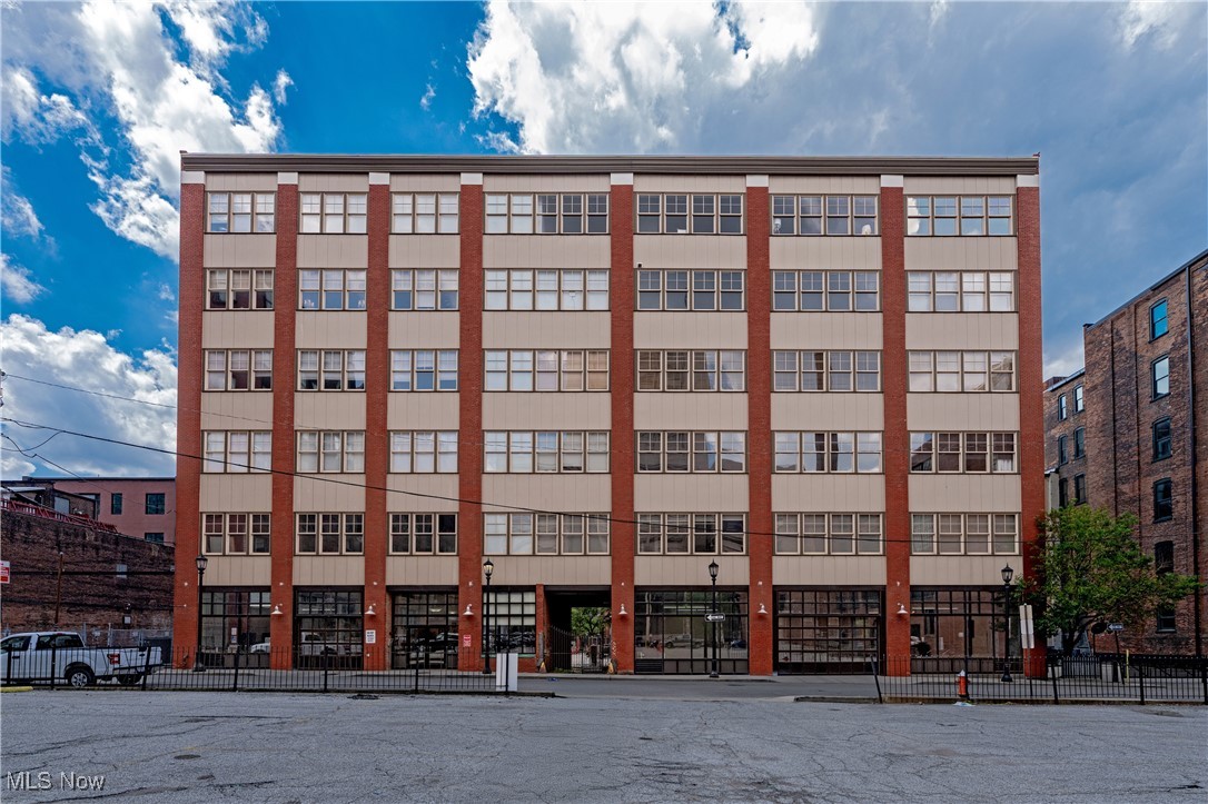 1260 4th Street W 604