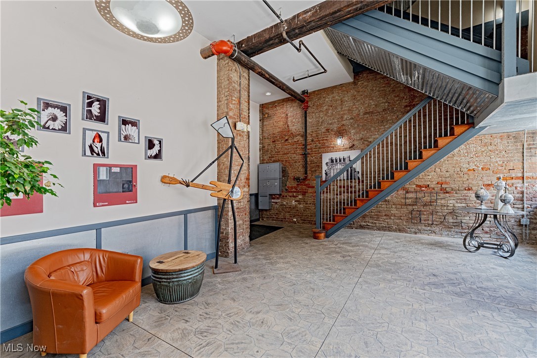 1260 4th Street W 604