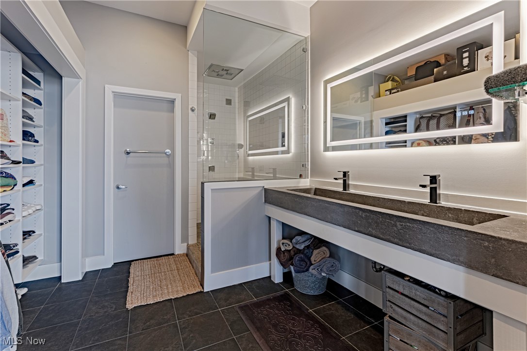 1260 4th Street W 604