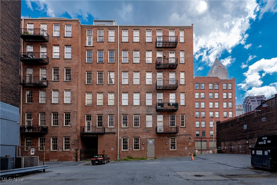 1260 4th Street W 604