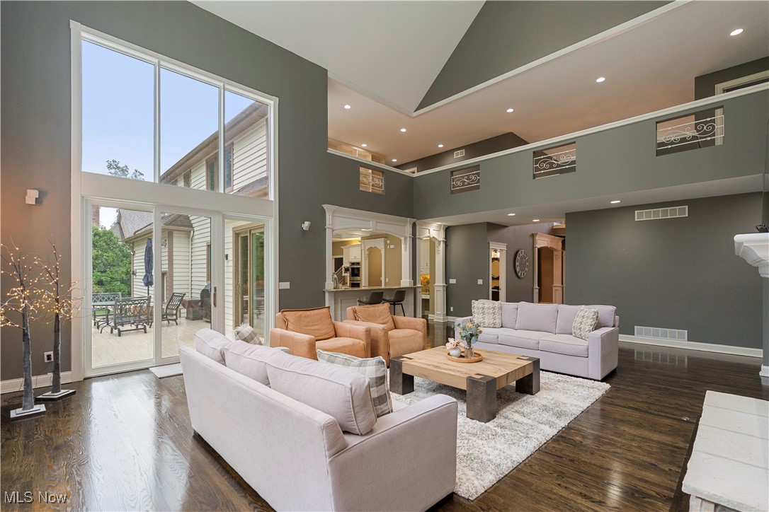 438 Club Drive