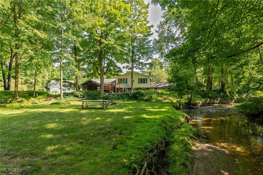 8062 Chagrin Road