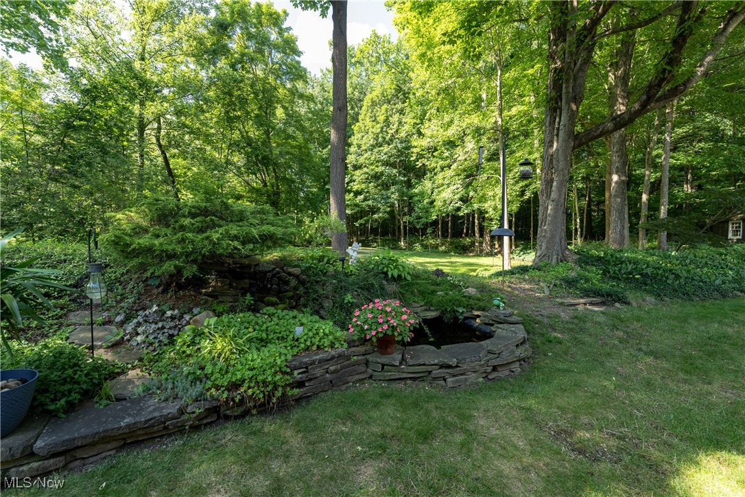 8062 Chagrin Road