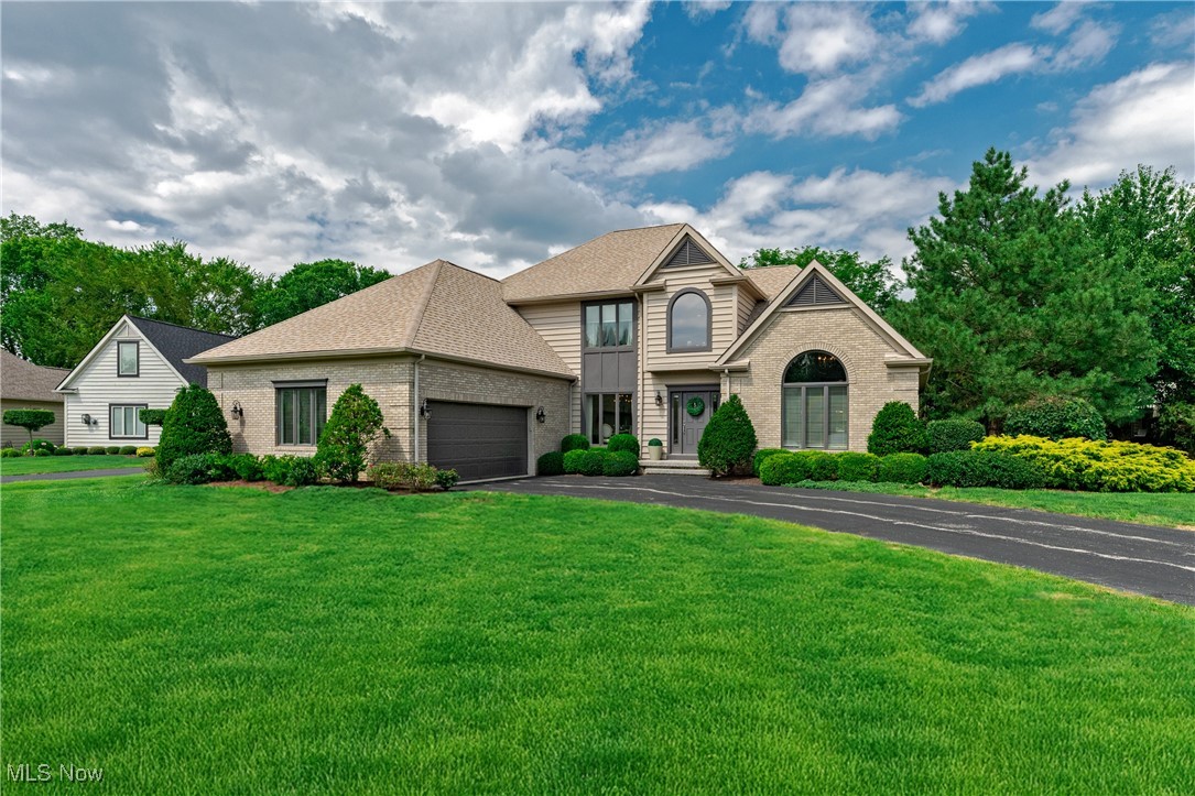 196 Chisholm Court