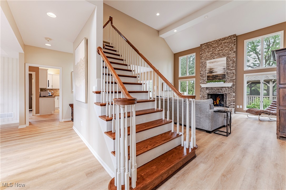 196 Chisholm Court