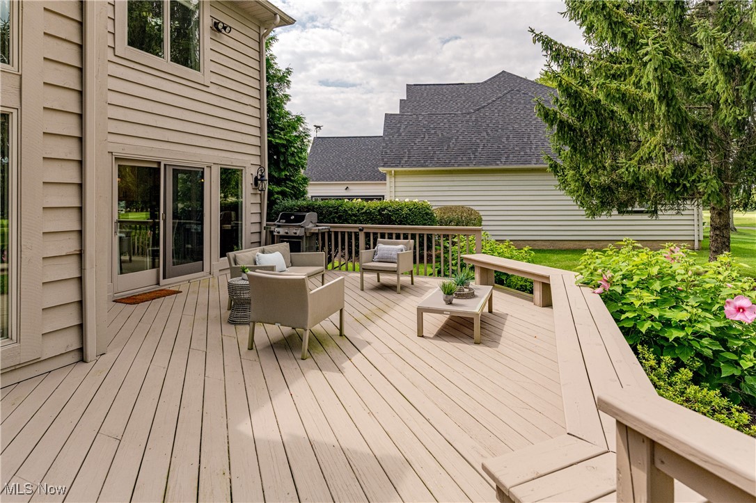 196 Chisholm Court
