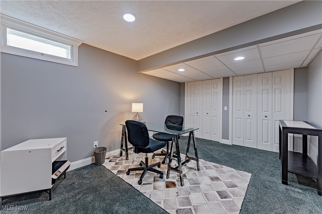 196 Chisholm Court