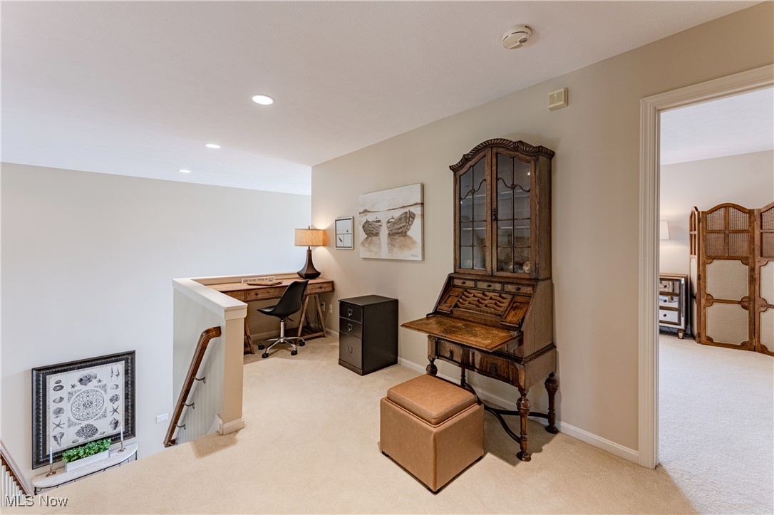 196 Chisholm Court
