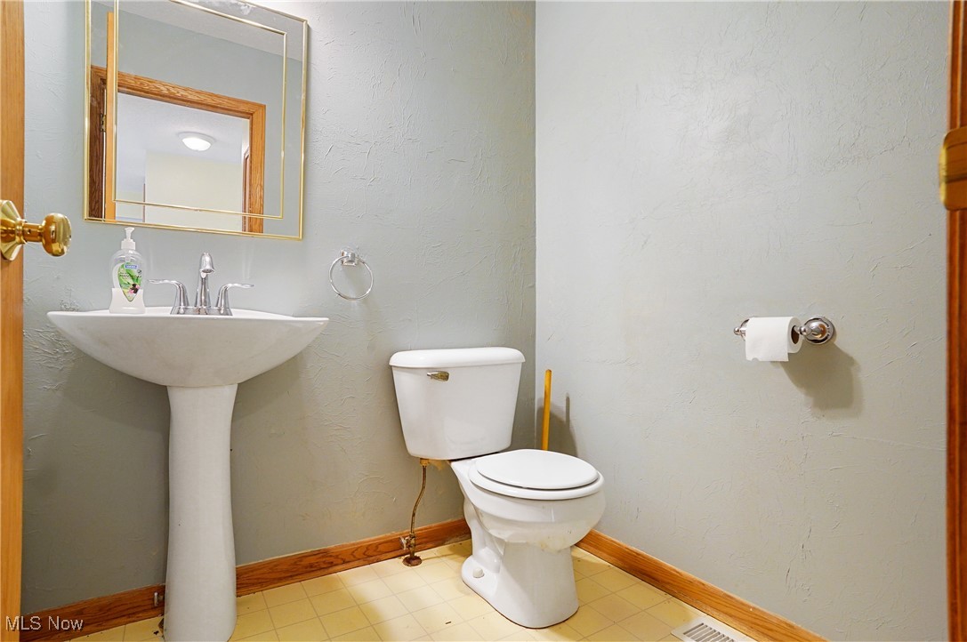 1430 Westwood Avenue