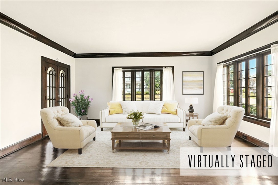 348 N Broadway Street