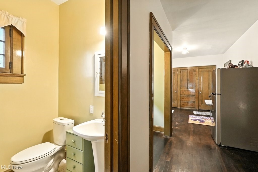 348 N Broadway Street