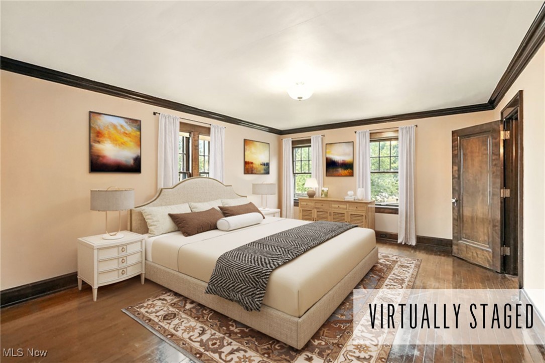 348 N Broadway Street