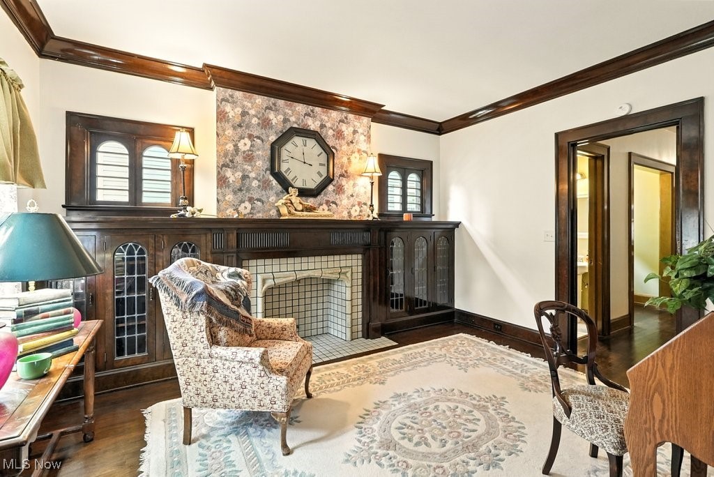 348 N Broadway Street