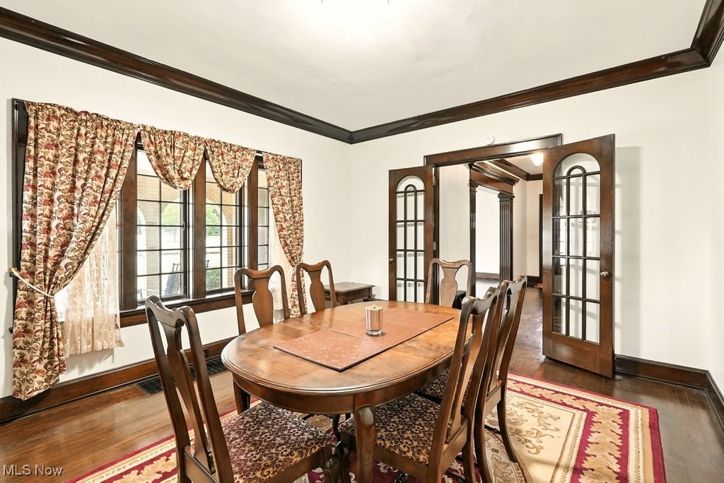 348 N Broadway Street