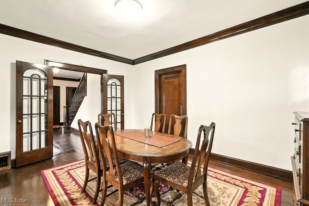 348 N Broadway Street