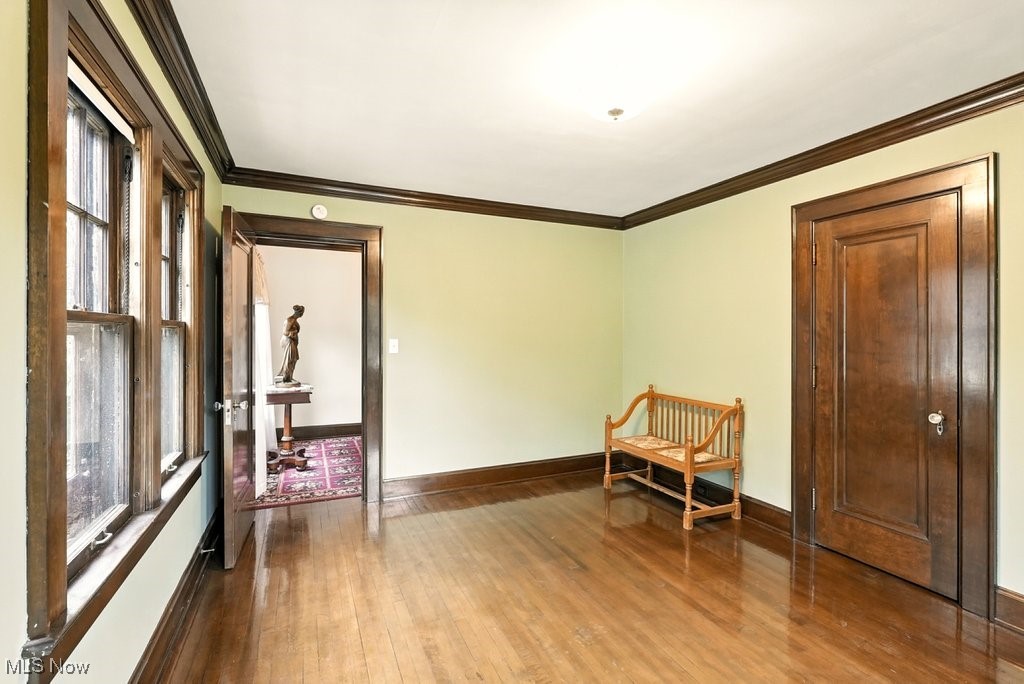 348 N Broadway Street