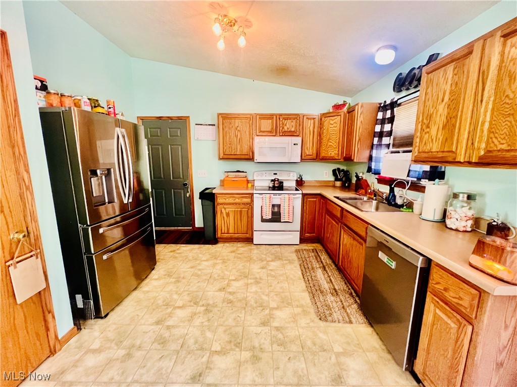 11153 Augusta Road