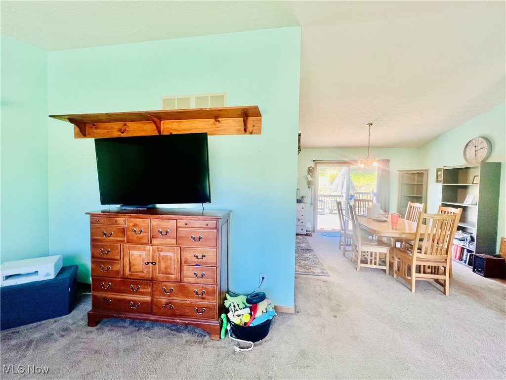 11153 Augusta Road