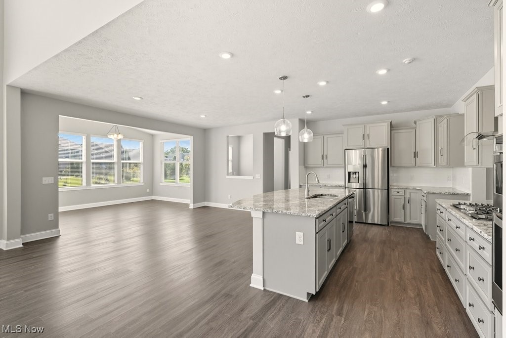 5275 Duxbury Drive