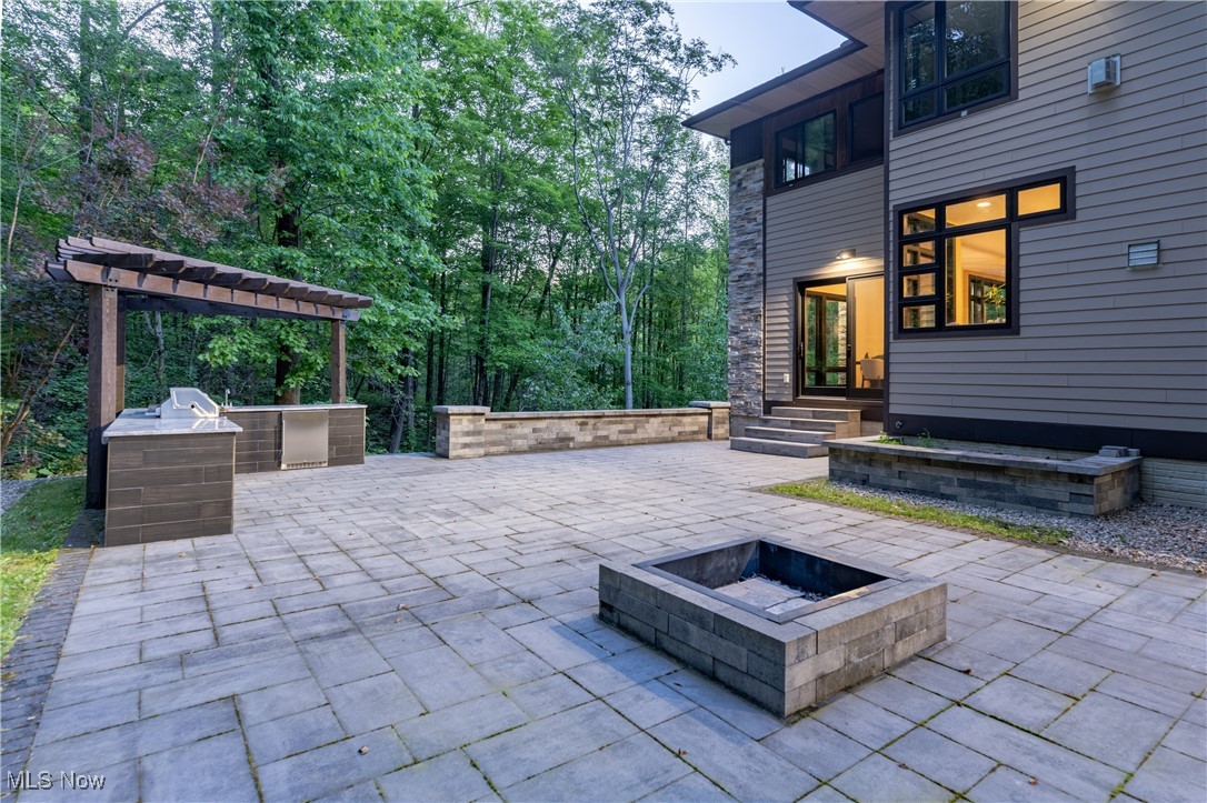 3521 Hamilton Drive