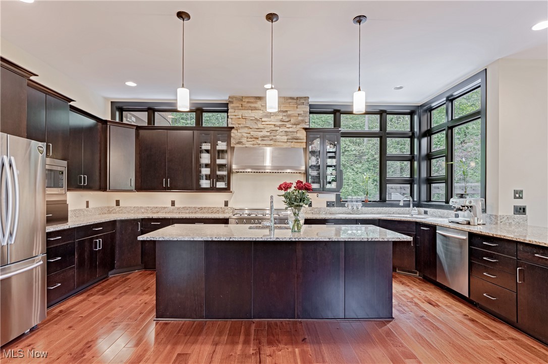 3521 Hamilton Drive
