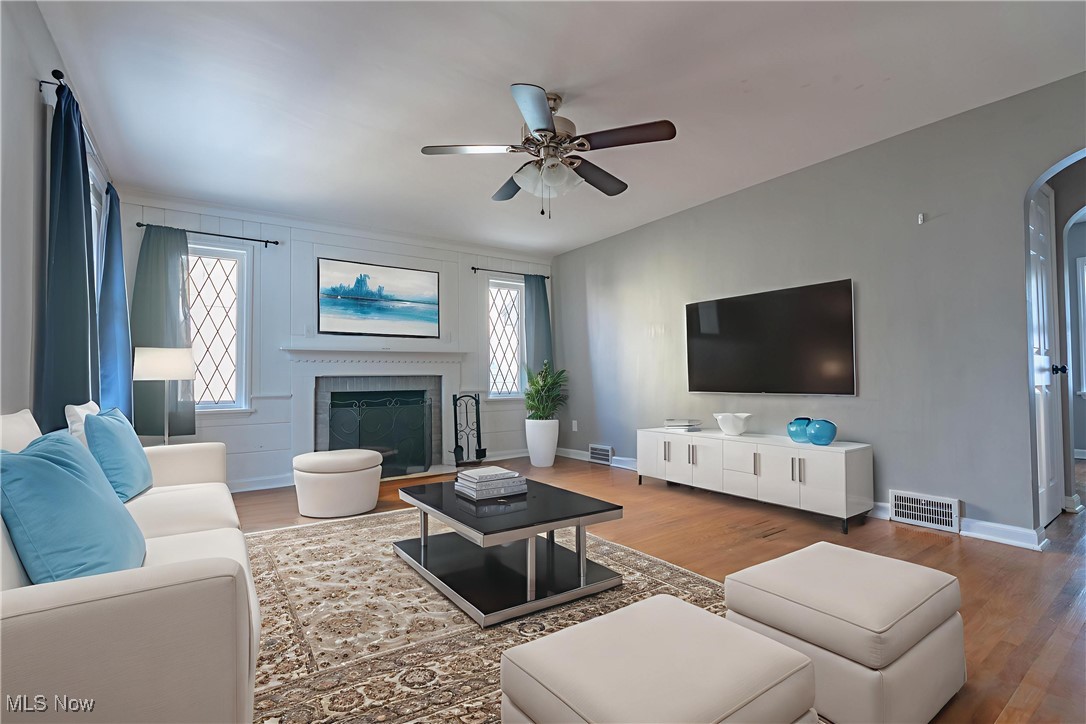 418 Korman Avenue NE