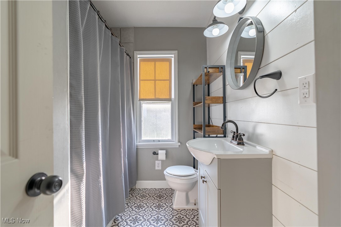 418 Korman Avenue NE