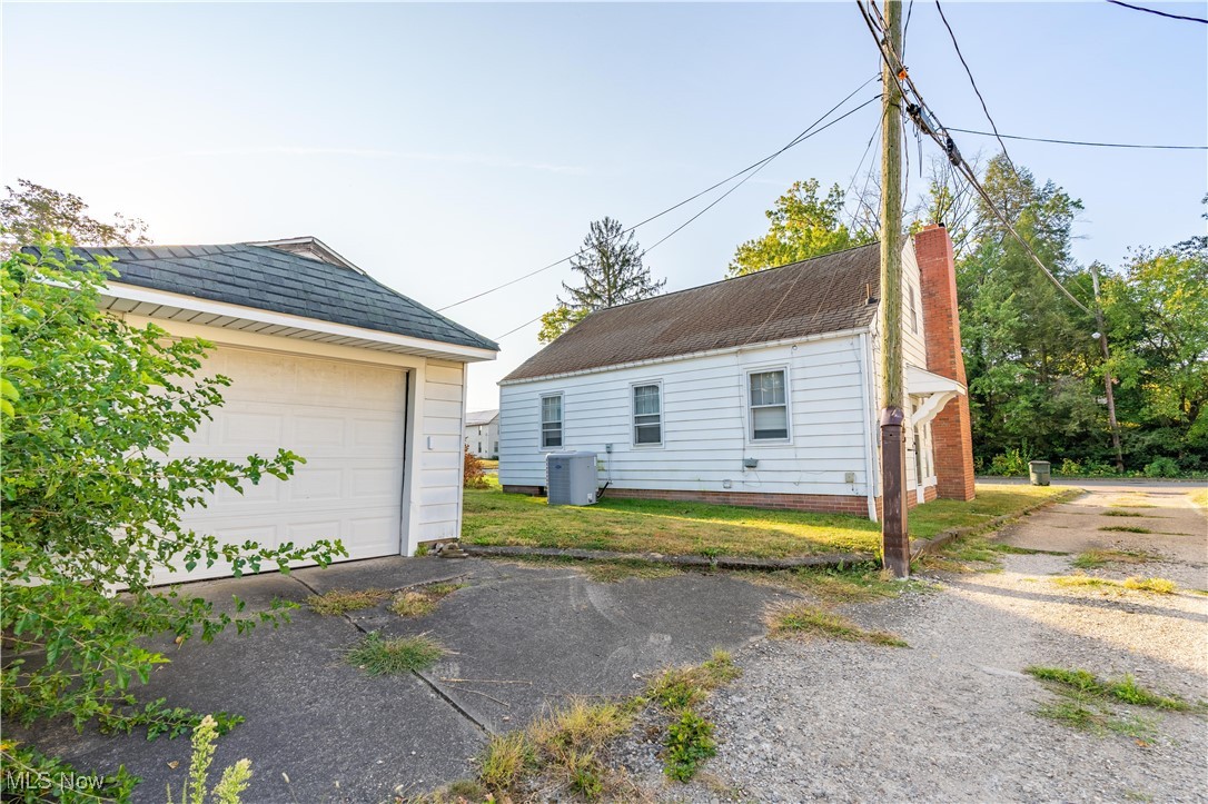 418 Korman Avenue NE